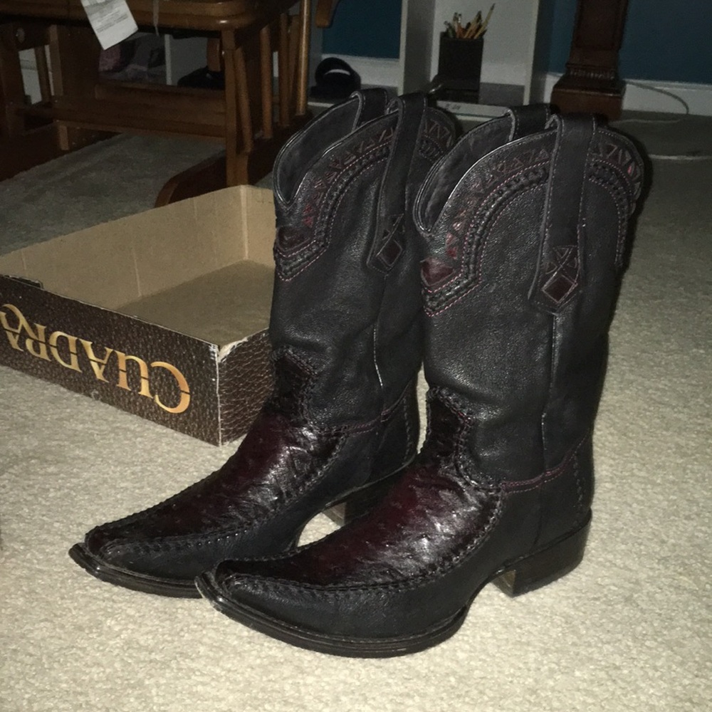 BOOTS!